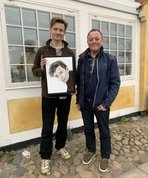Danmarks bedste portrætmaler anerkendt portrætmaler Peter Bøgelund borgmesterportræt portrættegning Dragør Esben Smed